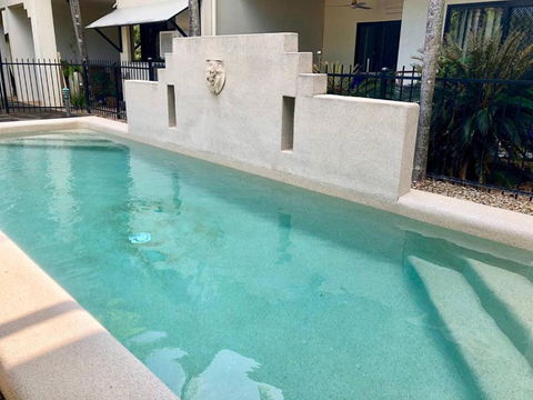 Salt & Sand - Tropical Oasis Footsteps To Beach - Accommodation Directory 2