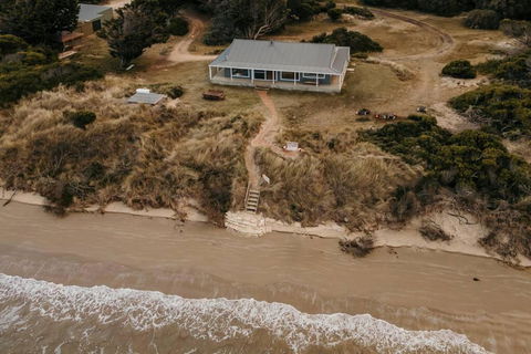 Saltair Freycinet - Accommodation Directory 2