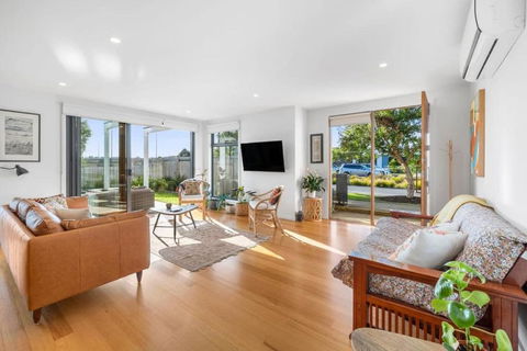 Saltbush By The Park - Accommodation Directory 3