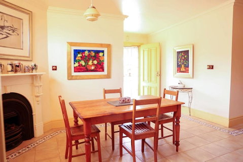 SaltBush Cottage - Accommodation Directory 3