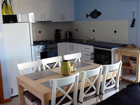 Salty Air Apartments Kingscote Kangaroo Island - Accommodation Directory 1