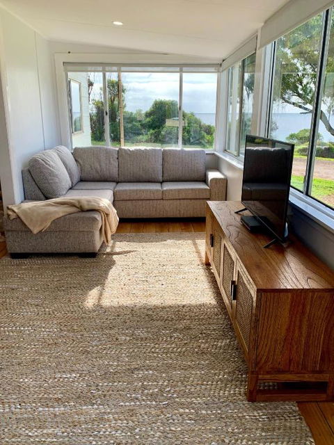 Salty Dog - Accommodation Directory 2