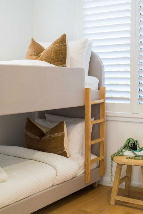Salty Palms By The Sea - ONE - Accommodation Directory 3