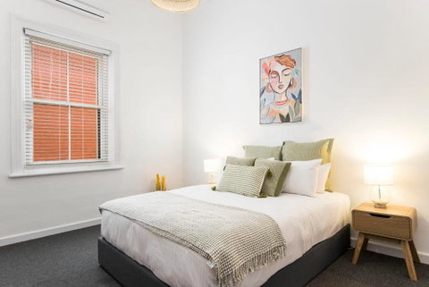 Salty Pines - 3BR House Glenelg South - Accommodation Directory 2