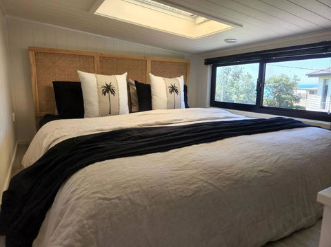 SALTY SOUL KIAMA - Tiny House By The Ocean - Accommodation Directory 1