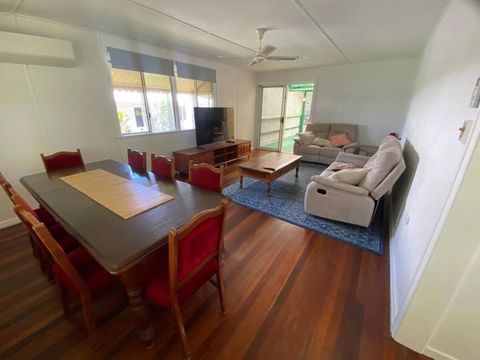 Samantha - Accommodation Directory 0