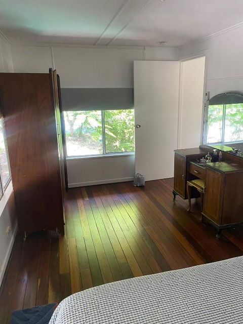 Samantha - Accommodation Directory 2