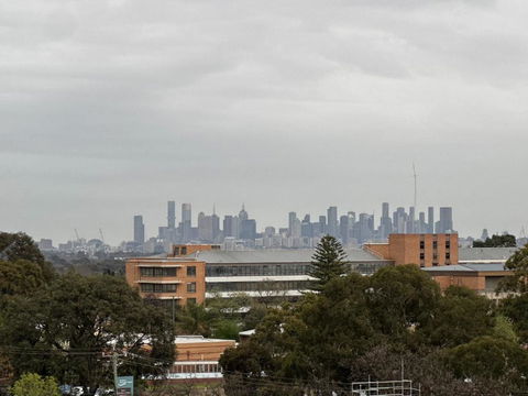 Samma - Linden Apartments In Ivanhoe - Accommodation Directory 2