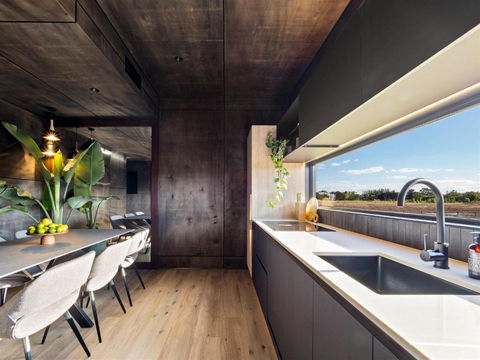 Samphire Chalet Tuart - Accommodation Directory 2