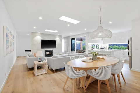 Sanctuary Of Hope By Ready Set Stay - Cowes - Accommodation Directory 2