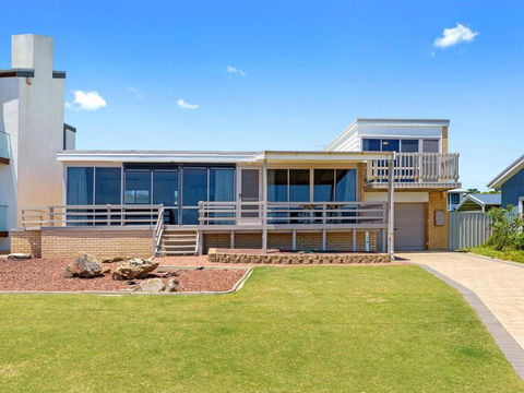 Sand Castles 34 Gold Coast Drive - Accommodation Directory 3