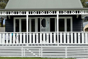 Sandpiper - Charming Beach Villa with Accommodation Directory