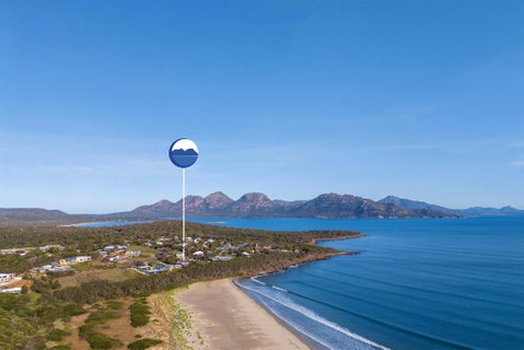 Sandpipers Beach - Accommodation Directory 1