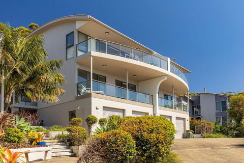 Sands - Accommodation Directory 3