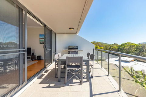 Sands - Accommodation Directory 2