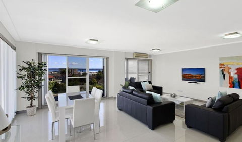 Sandy Cove Apartment The Entrance 45 - Accommodation Directory 0