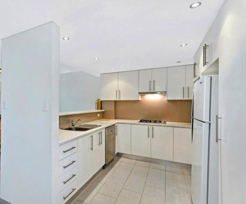 Sandy Cove Apartment The Entrance 46 - Accommodation Directory 2