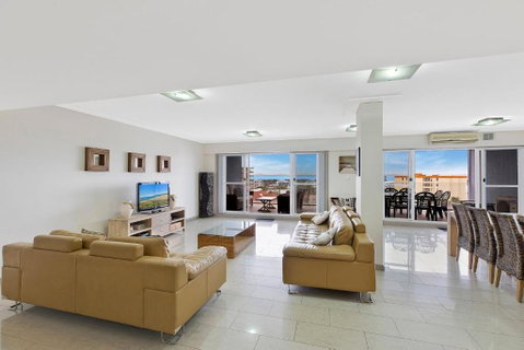 Sandy Cove Apartment The Entrance 48a - Accommodation Directory 1