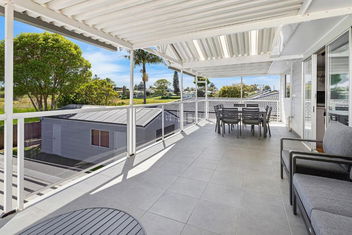 Sandy Dreams with Accommodation Directory