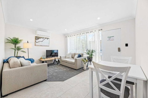 Sandy Shores Unit 3 - 150m Flat Walk To Beach - Accommodation Directory 0