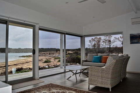 Beachside - Accommodation Directory 0