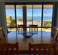 Beachside House - Accommodation Directory