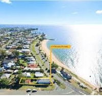 Beachside Queenslander - Accommodation Directory
