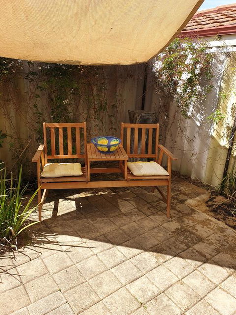 Beachside Retreat - Accommodation Directory 3