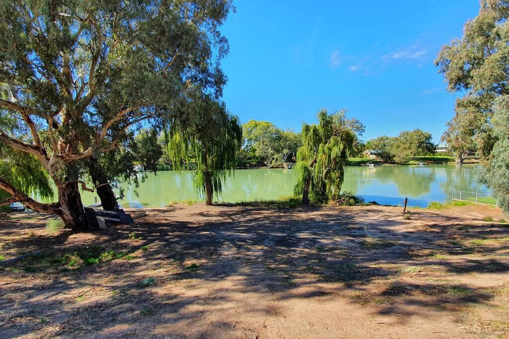 Anabranch North NSW Accommodation Directory