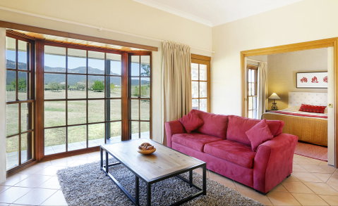 Berenbell Vineyard Retreat - Accommodation Directory 1