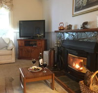 Bessie's Cottage - Accommodation Directory