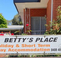 Betty's Place - Accommodation Directory
