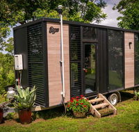 Big Tiny Paz Seven Hills Tiny House Tallarook - Accommodation Directory