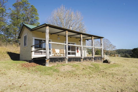 Big Yango House - Accommodation Directory 3
