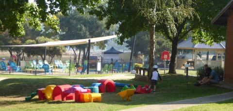 Big4 Porepunkah Holiday Park - Accommodation Directory 1
