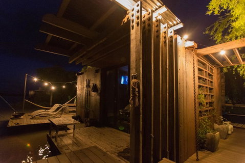 Bill's Boathouse - Accommodation Directory 3
