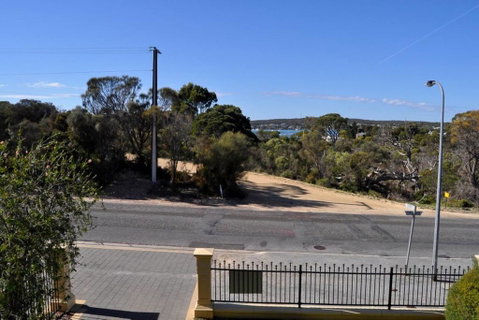 Black Duck - Accommodation Directory 3