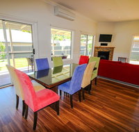 Blue Hills Rise - Accommodation Directory