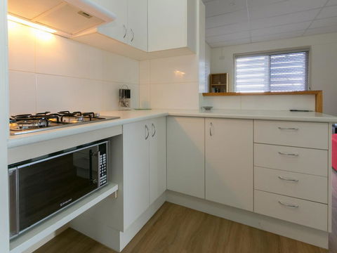 Blue Water Retreat - Downstairs - Accommodation Directory 1