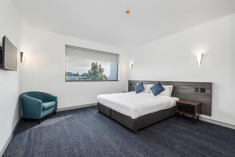 Thornton Executive Hotel - Accommodation Directory 0