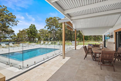 The Retreat - Accommodation Directory 3