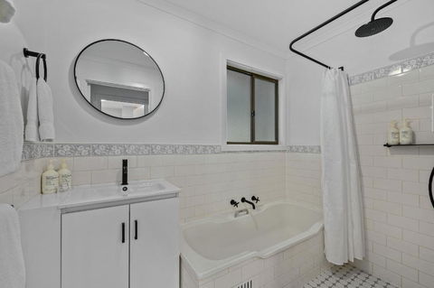 The Shore Guest House Milang - Accommodation Directory 3