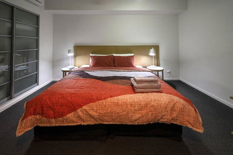 ZEN CITY & SEA Executive 1-BR Suite In Darwin CBD - Accommodation Directory 1
