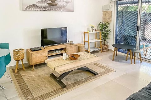 ZEN GARDEN - COZY 2-BR + Modern Design W/ Aircon - Accommodation Directory 3