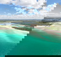 Deluxe Seaplane Tour Noosa to Glasshouse Adventure for 2 with Photobook - Accommodation Directory