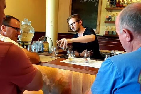 Tipple Of Gin Experience Tour - Accommodation Directory 3