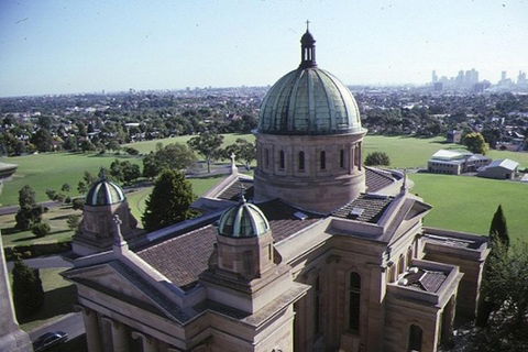Melbourne City Tour: Lifestyle Of The Rich And Famous - Accommodation Directory 4