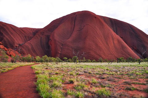 Ayers Rock Combo: Uluru Base And Sunset Plus Uluru Sunrise And Kata Tjuta With An Optional BBQ Dinner Or Kings Canyon Day Trip - Accommodation Directory 5