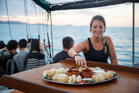 Fly & Sail Package (With Providence) - Accommodation Directory 0