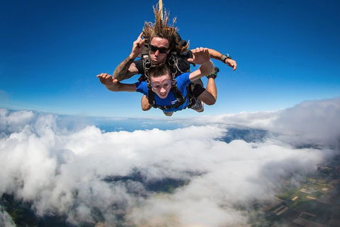 Reef And Rainforest Tandem Sky Dive In Cairns - Accommodation Directory 0